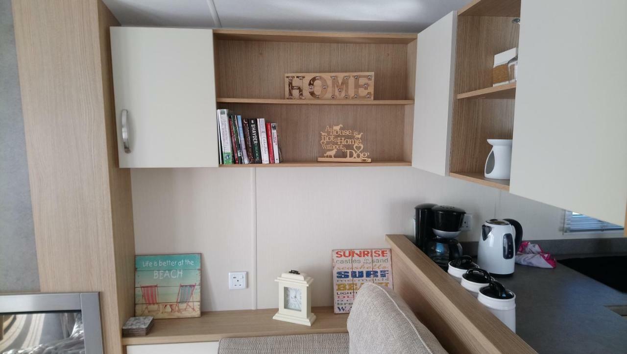 Bude Caravan Caromax - Families And Couples Only Esterno foto