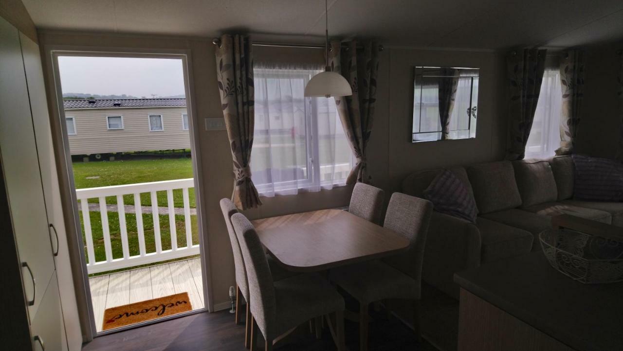 Bude Caravan Caromax - Families And Couples Only Esterno foto