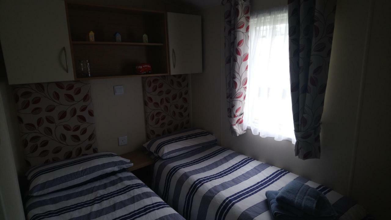 Bude Caravan Caromax - Families And Couples Only Esterno foto
