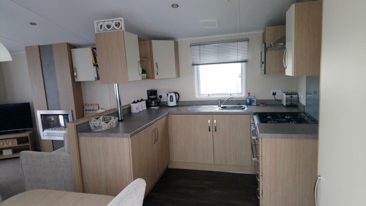 Bude Caravan Caromax - Families And Couples Only Esterno foto